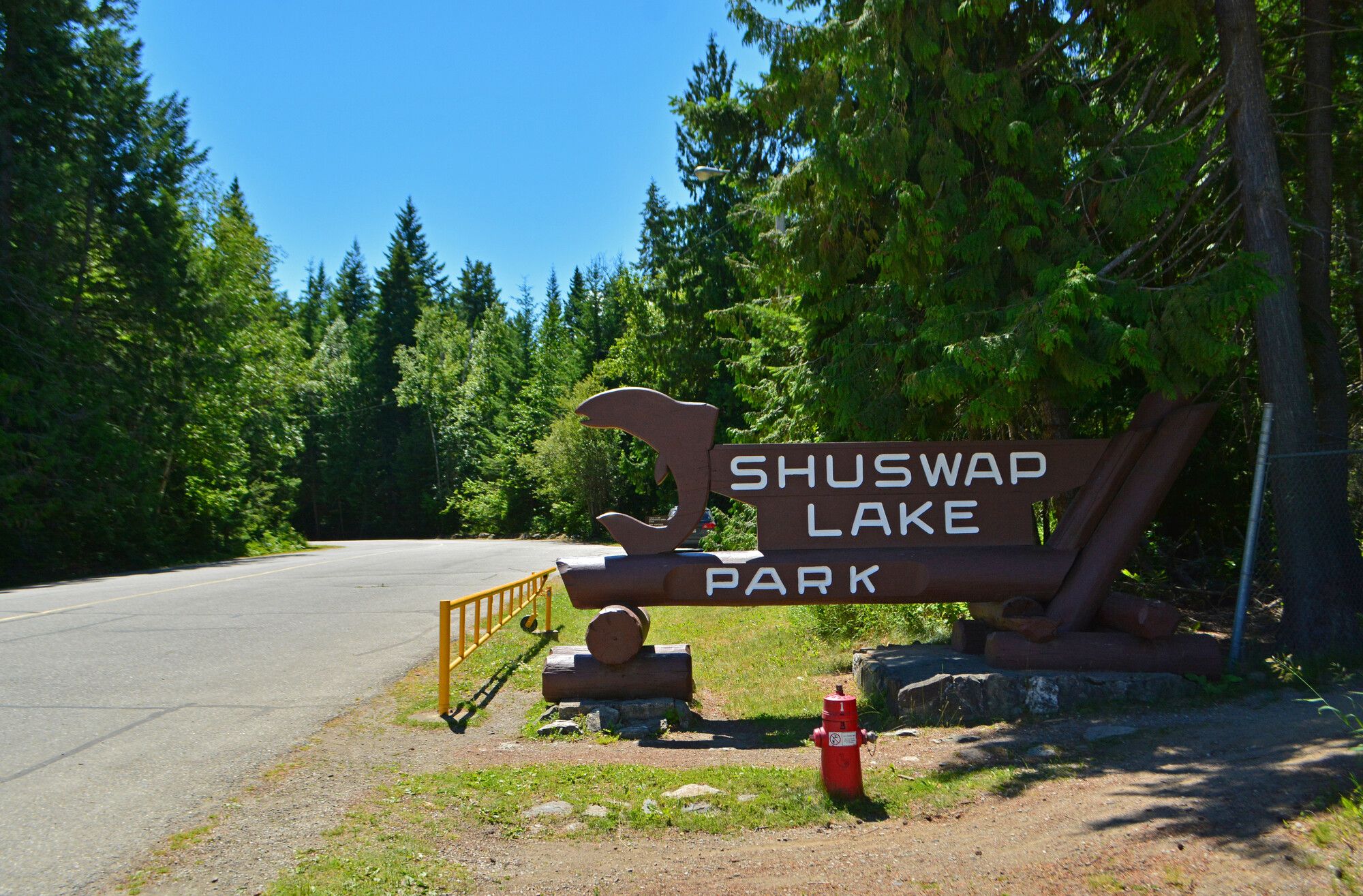Shuswap Lake Park entrance sign.