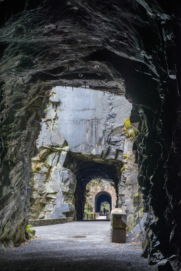 A closer look at the rock walls and old rail way system that created Othello Tunnels.