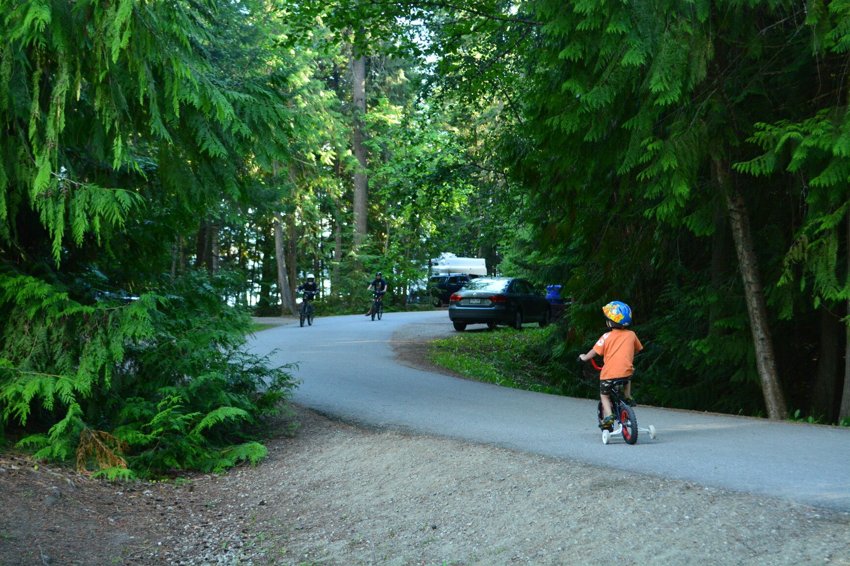 Herald Park campground has paved roads for kids to ride bikes on.