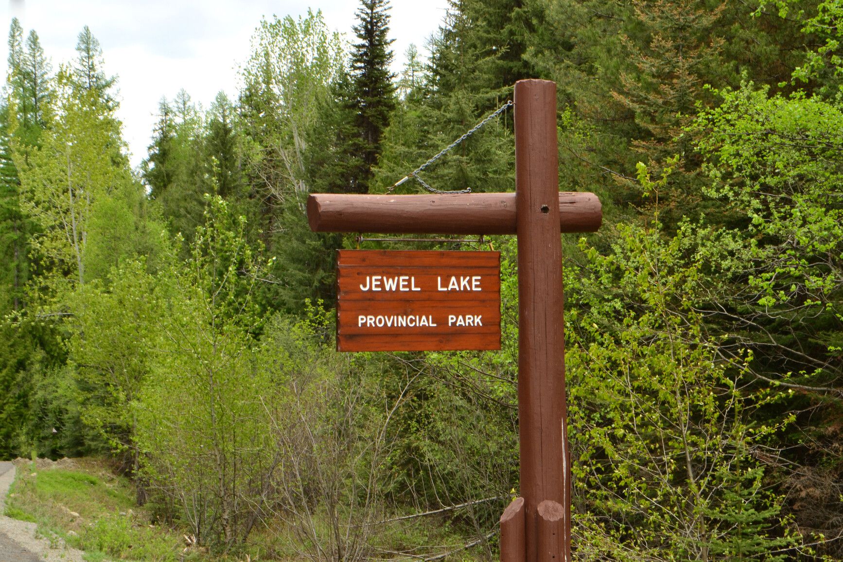 Entrance sign at Jewel Lake Park.