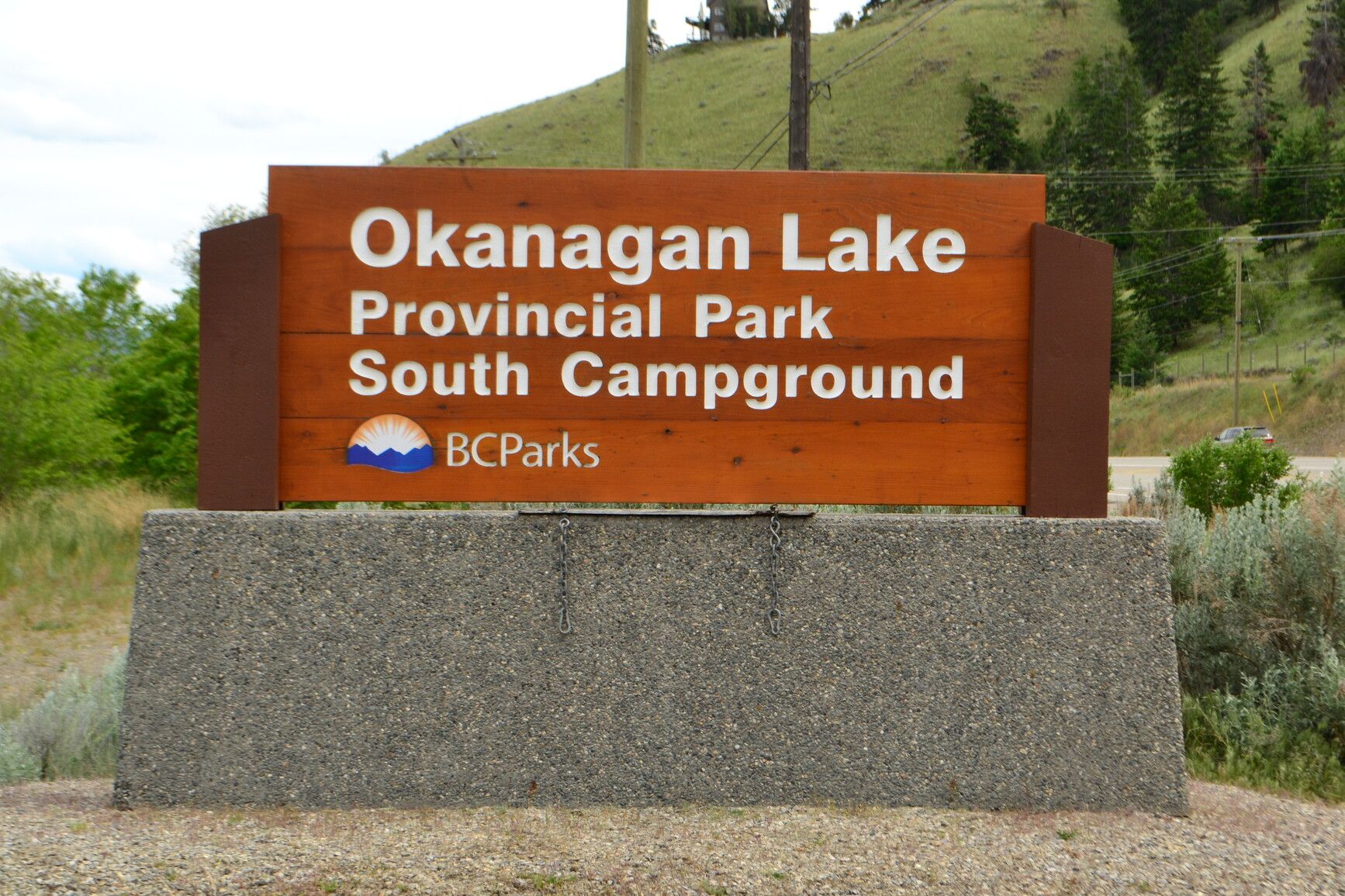 Okanagan Lake Park entrance sign.