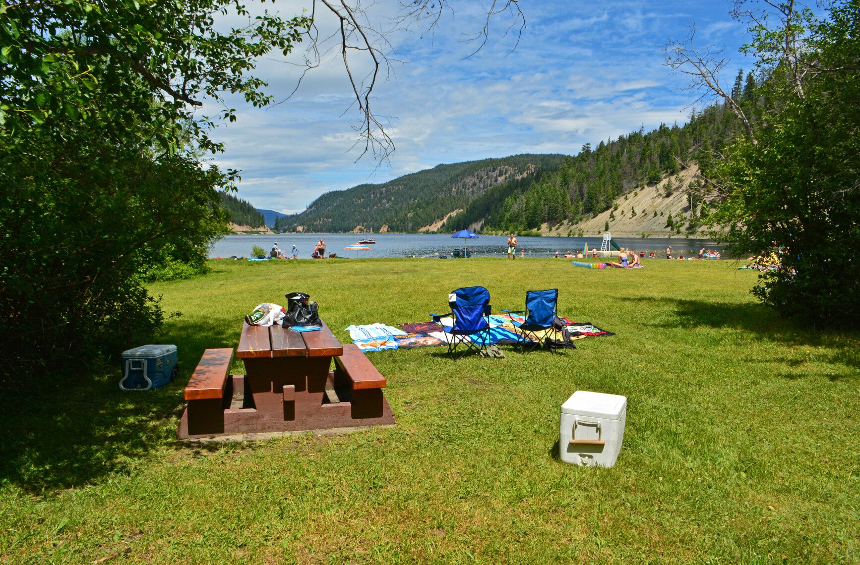 Day-use area in Otter Lake Park provides a perfect space to picnic by the lake.