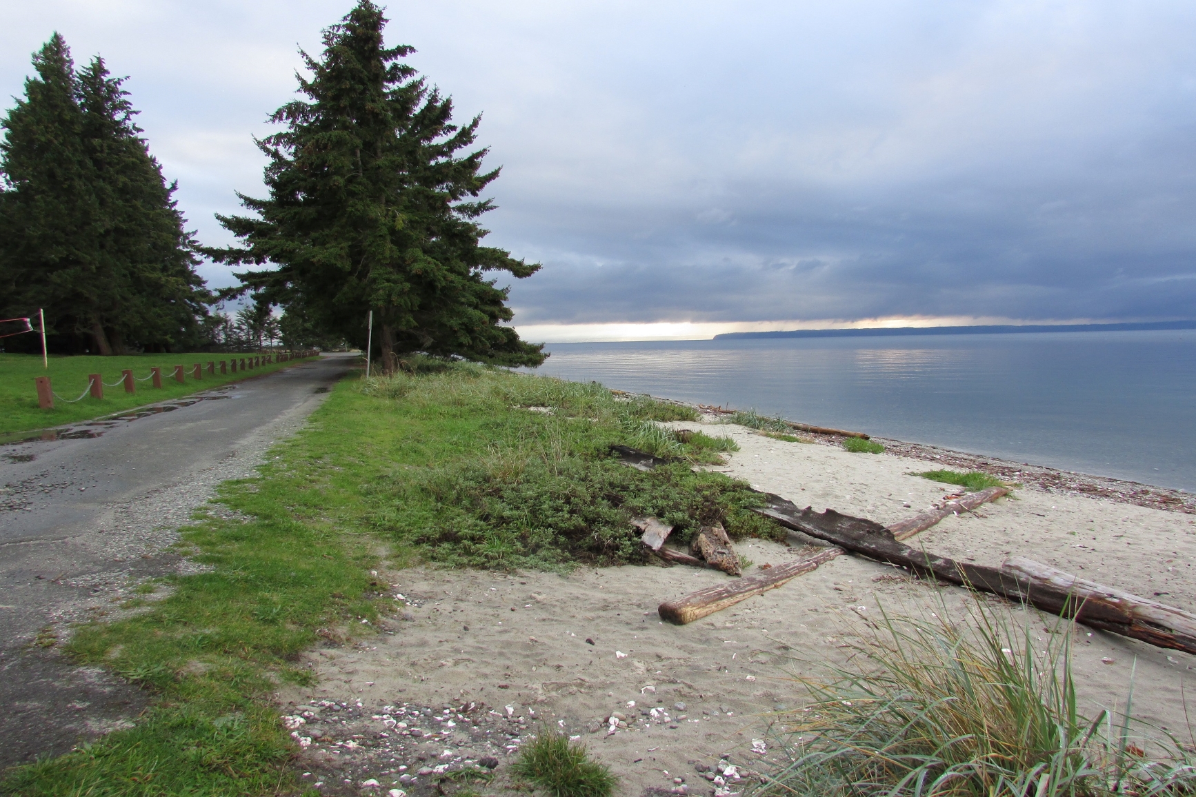 Smelt Bay Provincial Park day-use area